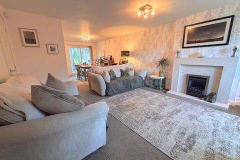 undefined, Shibden Garth, Shibden HX3
