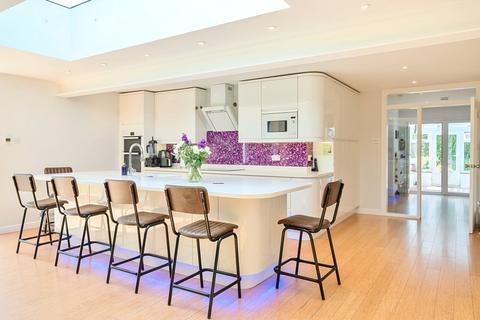 undefined, Elm Corner, Ockham, GU23