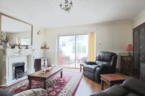 3 bedroom semi-detached house for sale, Mill Rise, Swanland, North Ferriby, HU14 3PW