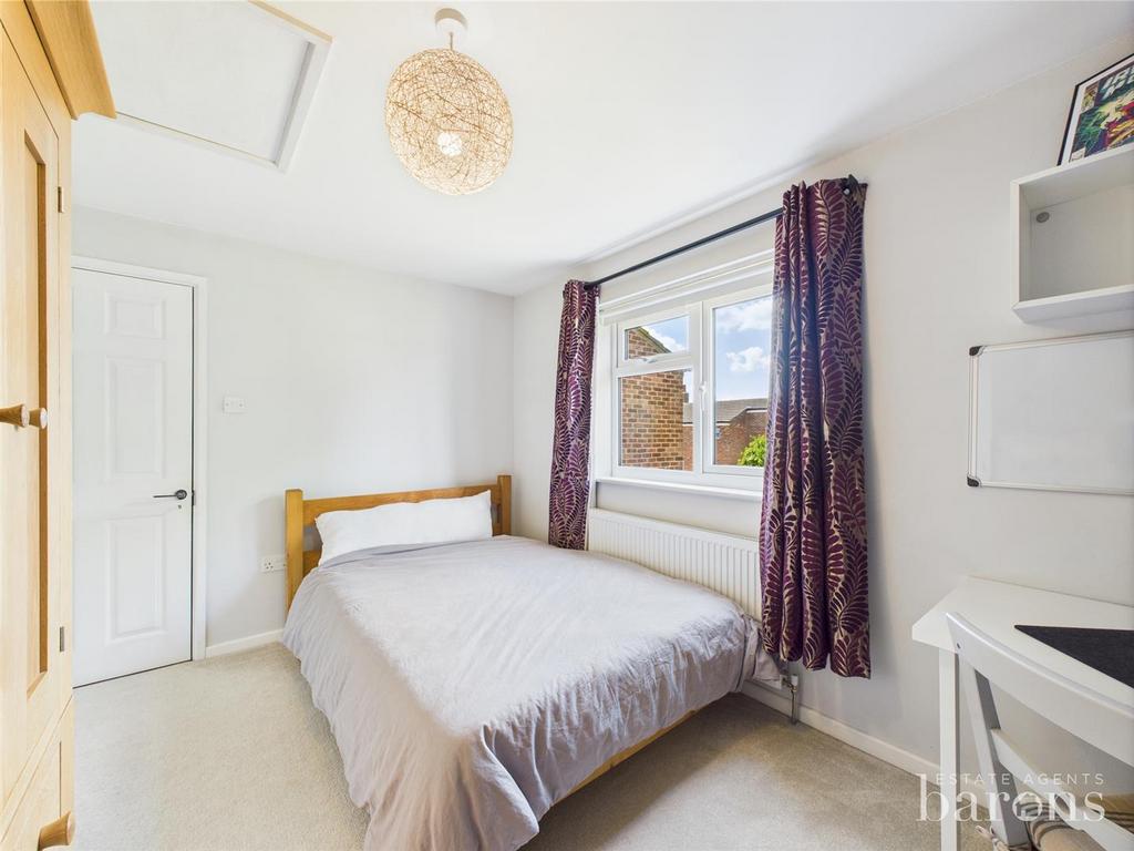 CAM05005 G0-PR0075-STILL018.jpg