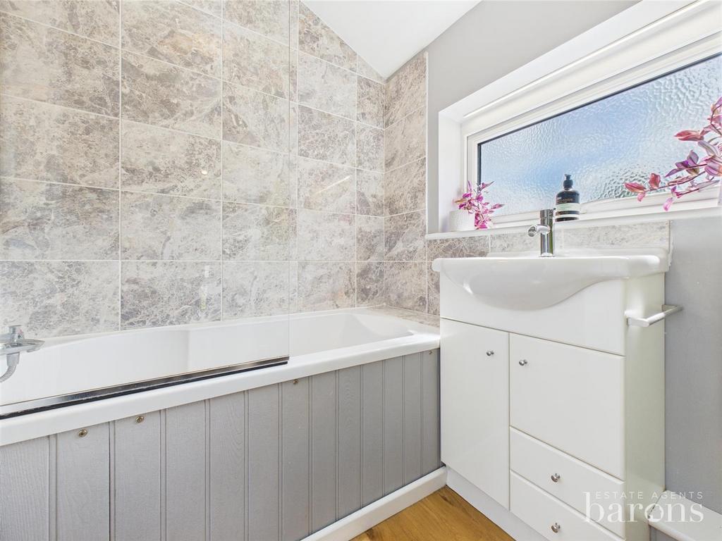 CAM05005 G0-PR0075-STILL023.jpg