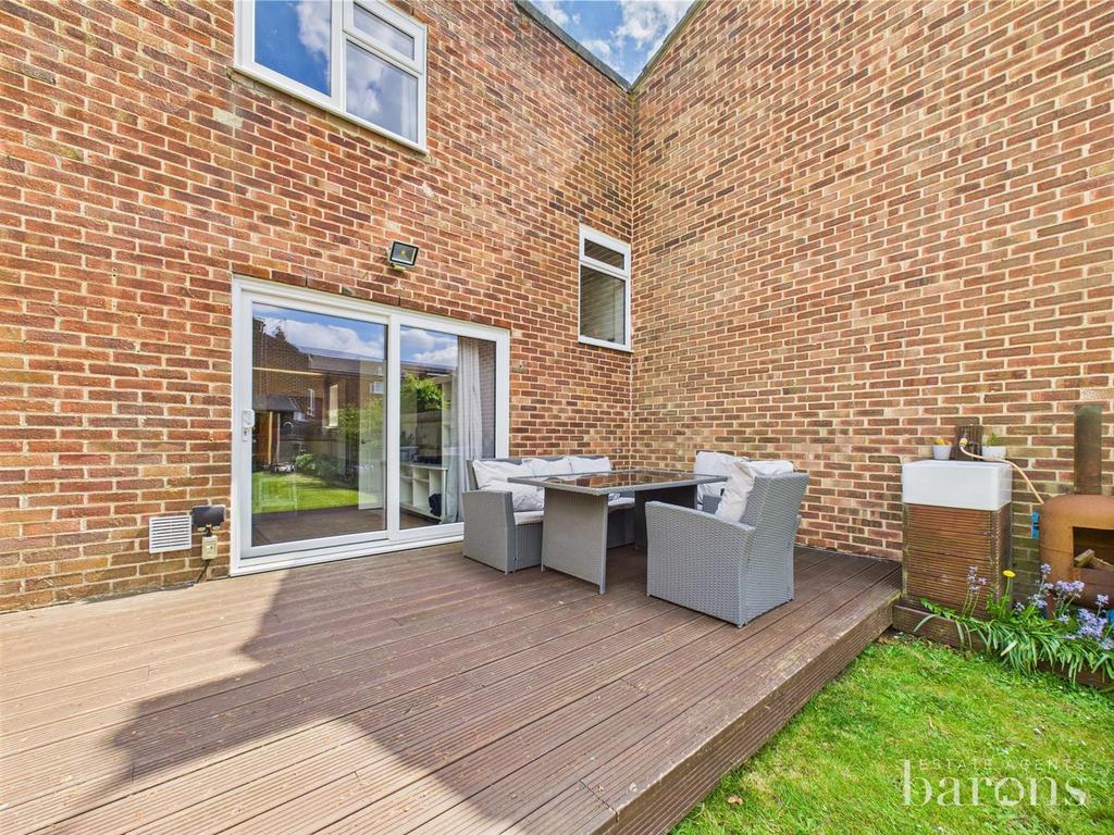 CAM05005 G0-PR0075-STILL032.jpg