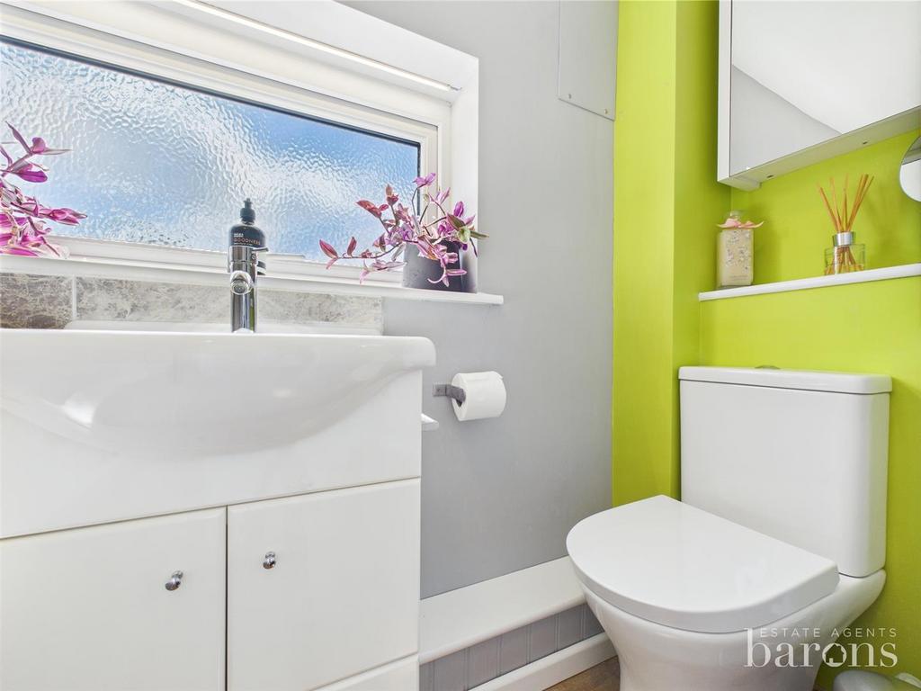 CAM05005 G0-PR0075-STILL024.jpg