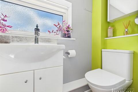 67 Cleaver Road, Basingstoke, RG22 6SH