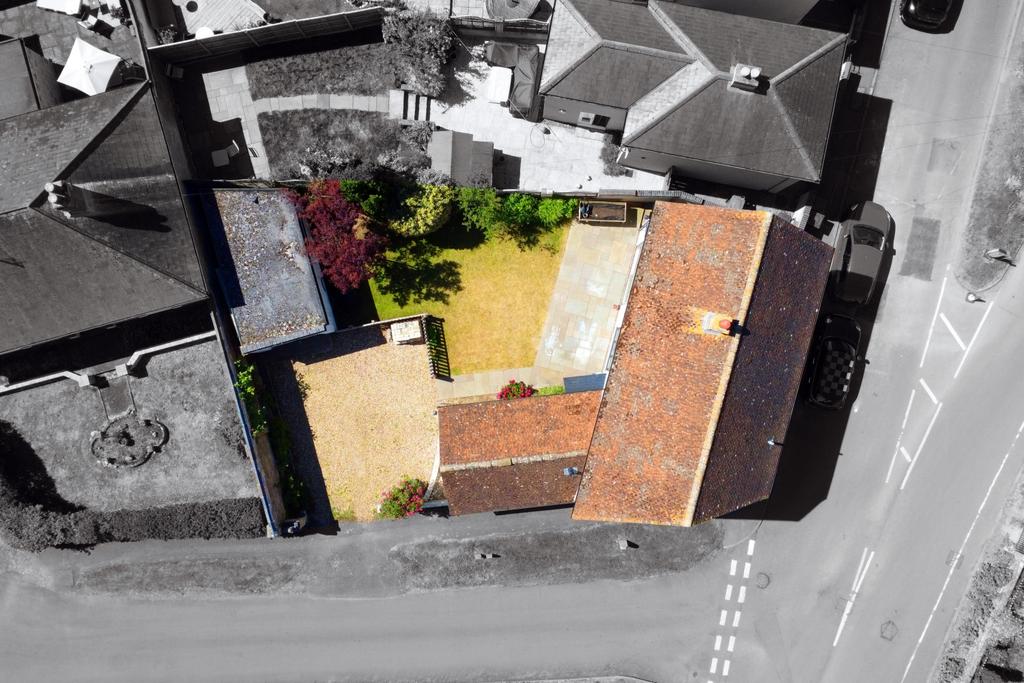 Dove Cottage, Fenstanton - Aerial Highlight Photo