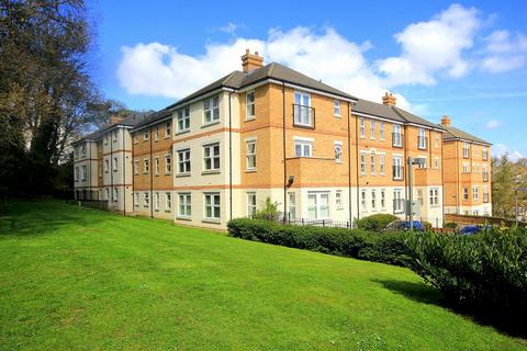 2 bedroom apartment for sale, Adrian Close, Boxmoor, HP1