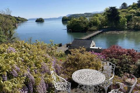 undefined, Cadnant Road, Menai Bridge, Isle of Anglesey, LL59