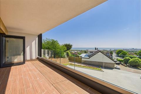 3 bedroom detached house for sale, Dover Road , Folkestone