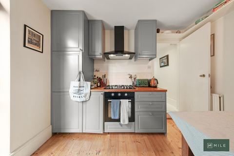 20 Allington Road, London, W10 4AY