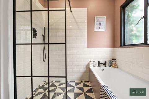 20 Allington Road, London, W10 4AY