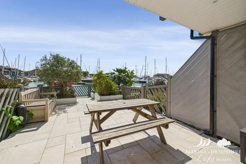 3 bedroom townhouse for sale, Bryher Island, Portsmouth PO6