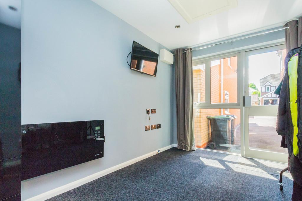 Home Office/Bedroom Four