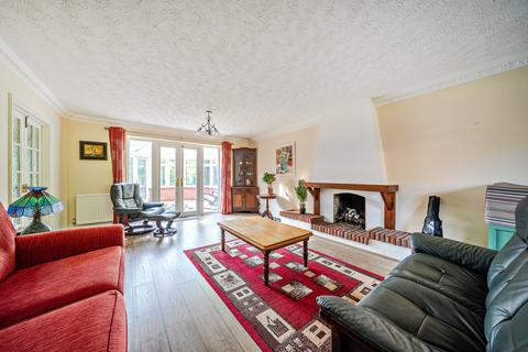 5 bedroom detached house for sale, Blackdown Avenue, Pyrford, GU22