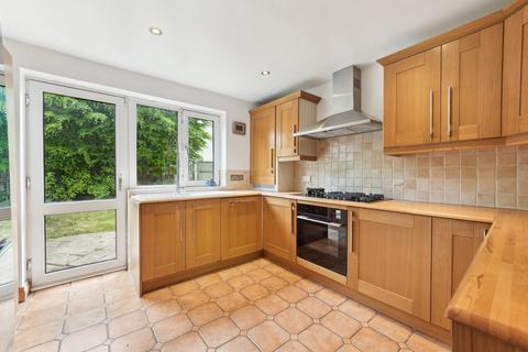 14 Crescent Road, Kingston Upon Thames, KT2 7RG