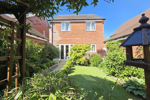 4 bedroom detached house for sale, Birdwood Crescent, Bideford