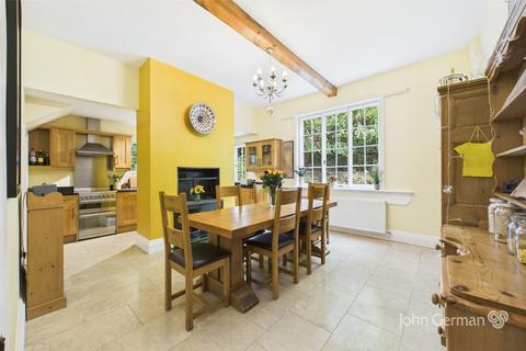 5 bedroom detached house for sale, Newton Road, Burton-on-Trent