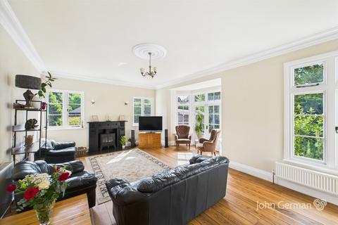 5 bedroom detached house for sale, Newton Road, Burton-on-Trent