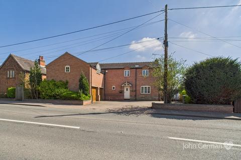 5 bedroom detached house for sale, Wood Lane, Yoxall