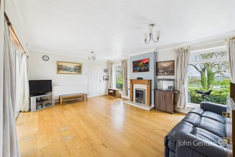 8 Ashes Avenue, Hulland Ward, Ashbourne, DE6 3FT