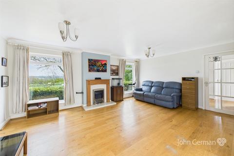 8 Ashes Avenue, Hulland Ward, Ashbourne, DE6 3FT