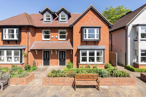 4 bedroom semi-detached house for sale, Roman Road, Dorking