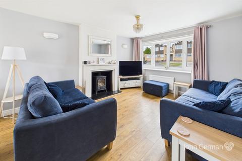 21 Ash Walk, East Leake, Loughborough, LE12 6NT