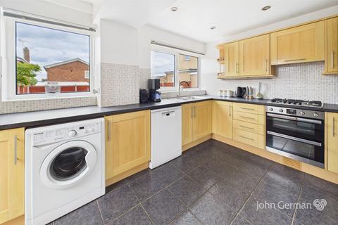 21 Ash Walk, East Leake, Loughborough, LE12 6NT