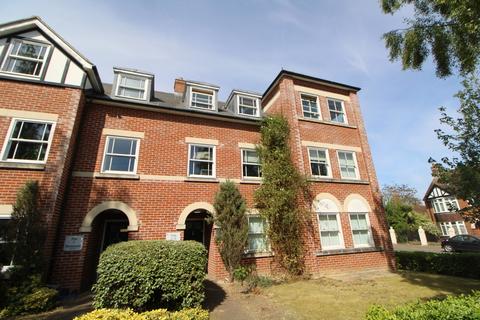 2 bedroom ground floor maisonette to rent, Inglis Road, Colchester