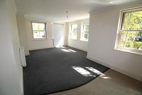 2 bedroom ground floor maisonette to rent, Inglis Road, Colchester