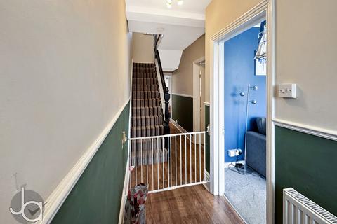 3 bedroom terraced house for sale, King Georges Avenue, Harwich CO12