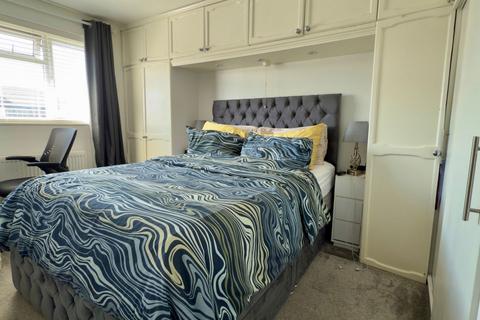 30 Glamford Road, Rochester, ME2 2QP