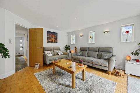 3 bedroom semi-detached house for sale, Colmer Place, Harrow