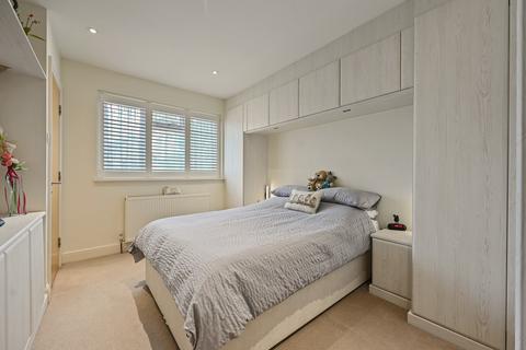 3 bedroom semi-detached house for sale, Colmer Place, Harrow