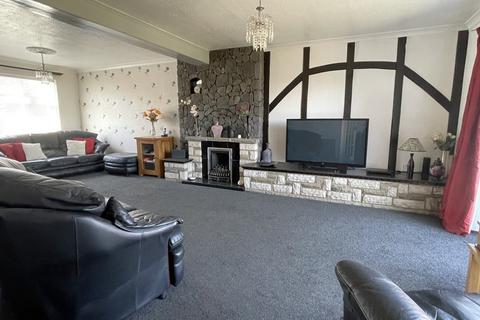 4 bedroom semi-detached house for sale, Hall Road, Tiptree
