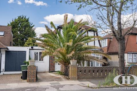 1 bedroom property to rent, Bridge Way, Twickenham