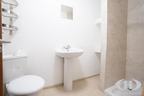 1 bedroom property to rent, Bridge Way, Twickenham