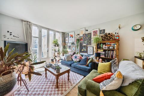 1 bedroom flat for sale, Park East Building, Bow Quarter, London, E3