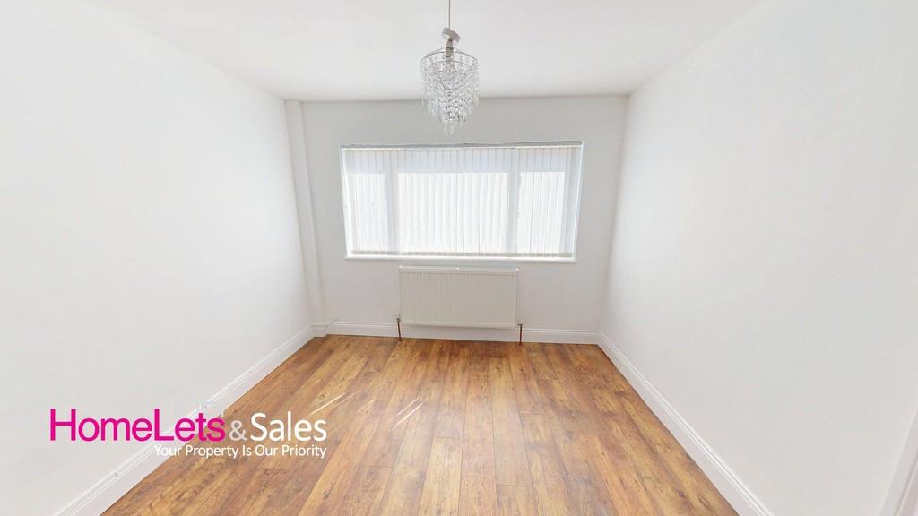 35-Canford-Drive-05142025 134351