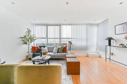 1 bedroom flat to rent, New Park Road, London, Brixton Hill, London, SW2