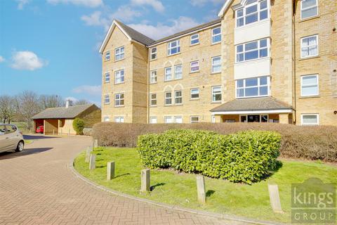 78 Cobham Close, Enfield, EN1 3SU