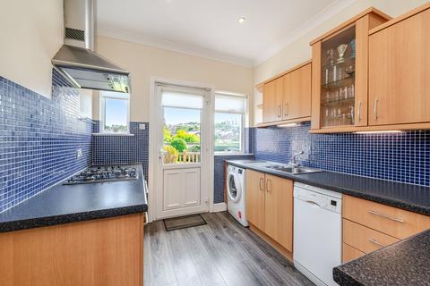 37 Atholl Drive, Giffnock, Glasgow, G46 6QW