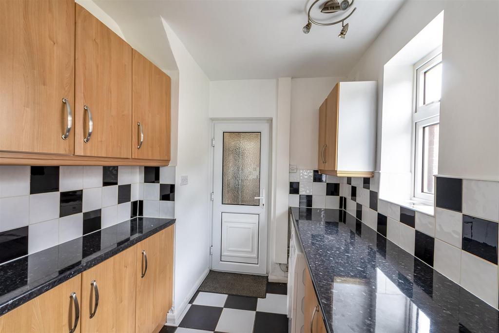 DSC 5213-Edit kitchen.JPG