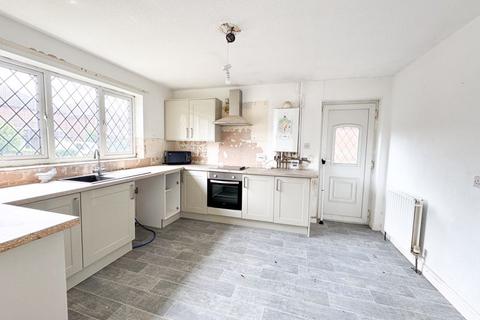 2 bedroom detached bungalow for sale, SOUTHFIED ROAD, HOLTON LE CLAY
