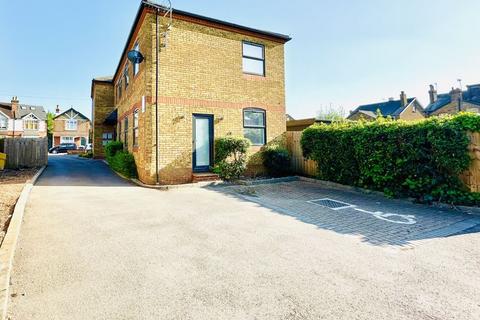 138 Miles Road, Epsom