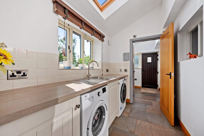 Photo 49