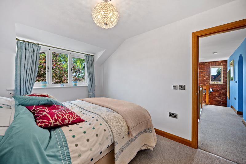 Photo 55