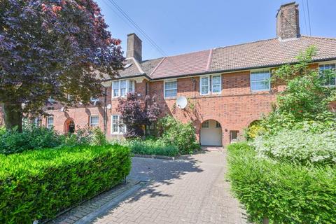 Foliot Street, Shepherd's Bush, London, W12