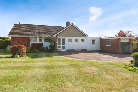 2 bedroom detached bungalow for sale, Martin Road, Walsall, WS5 3QR