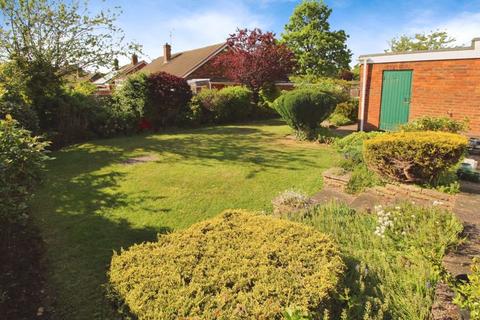 2 bedroom detached bungalow for sale, Martin Road, Walsall, WS5 3QR