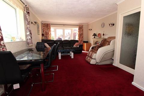 2 bedroom detached bungalow for sale, Martin Road, Walsall, WS5 3QR